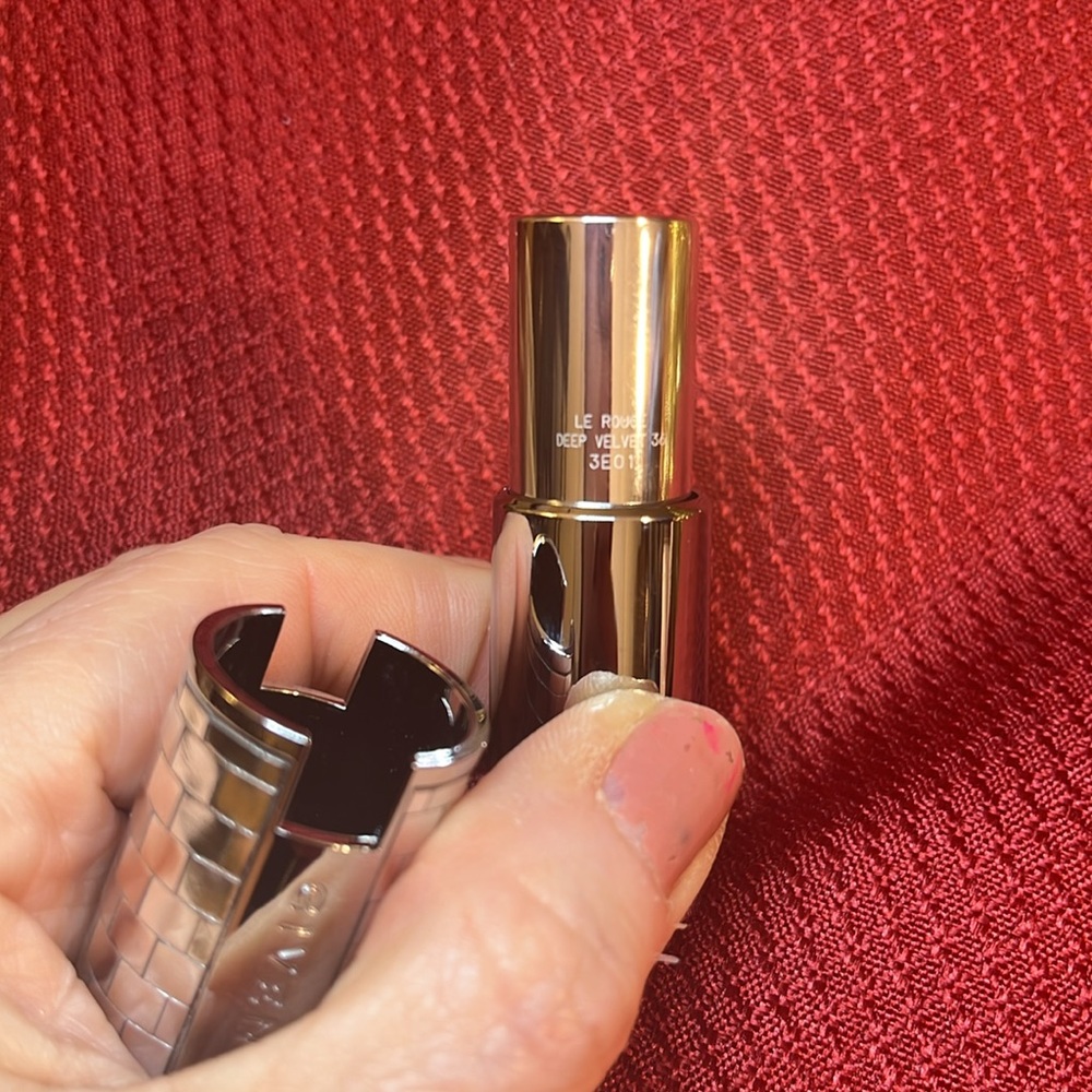 Givenchy Le Rouge Deep Velvet - Picture 4 of 4